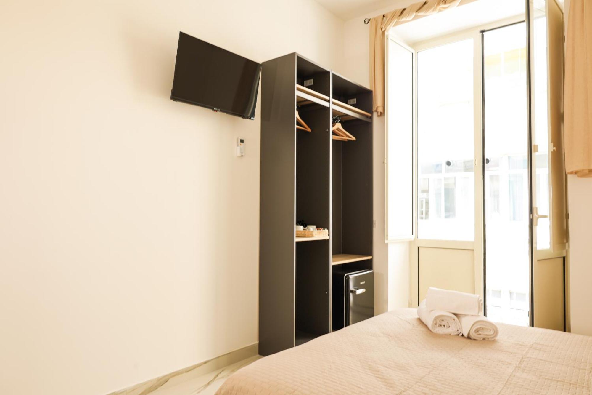 Napoli Station Rooms Zewnętrze zdjęcie