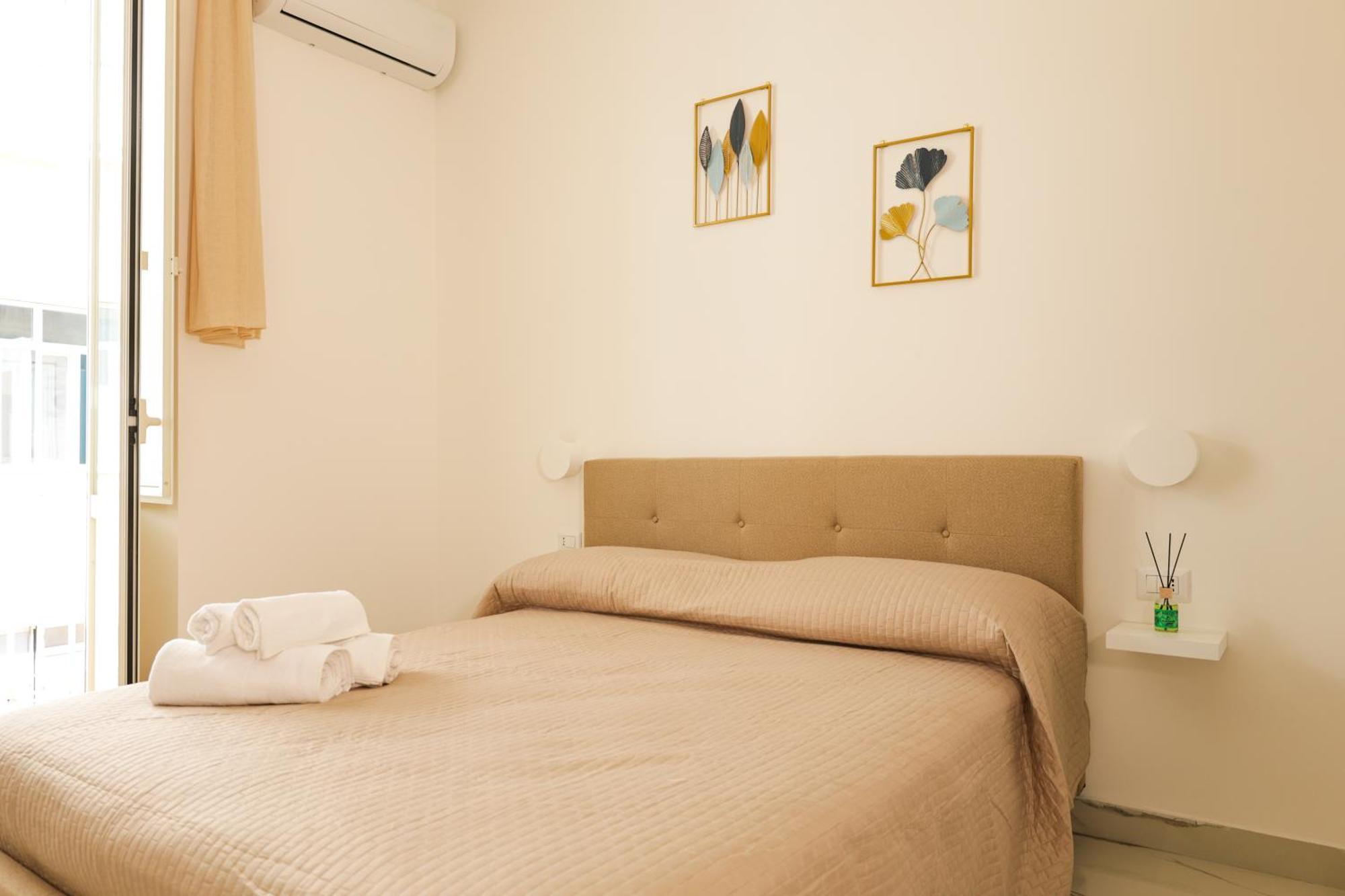 Napoli Station Rooms Zewnętrze zdjęcie