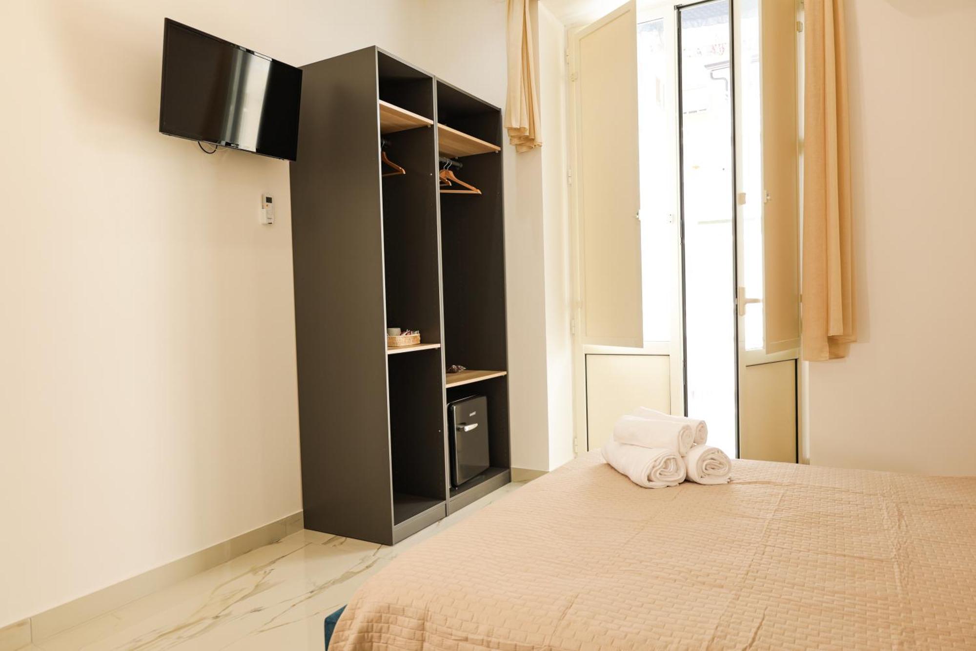 Napoli Station Rooms Zewnętrze zdjęcie