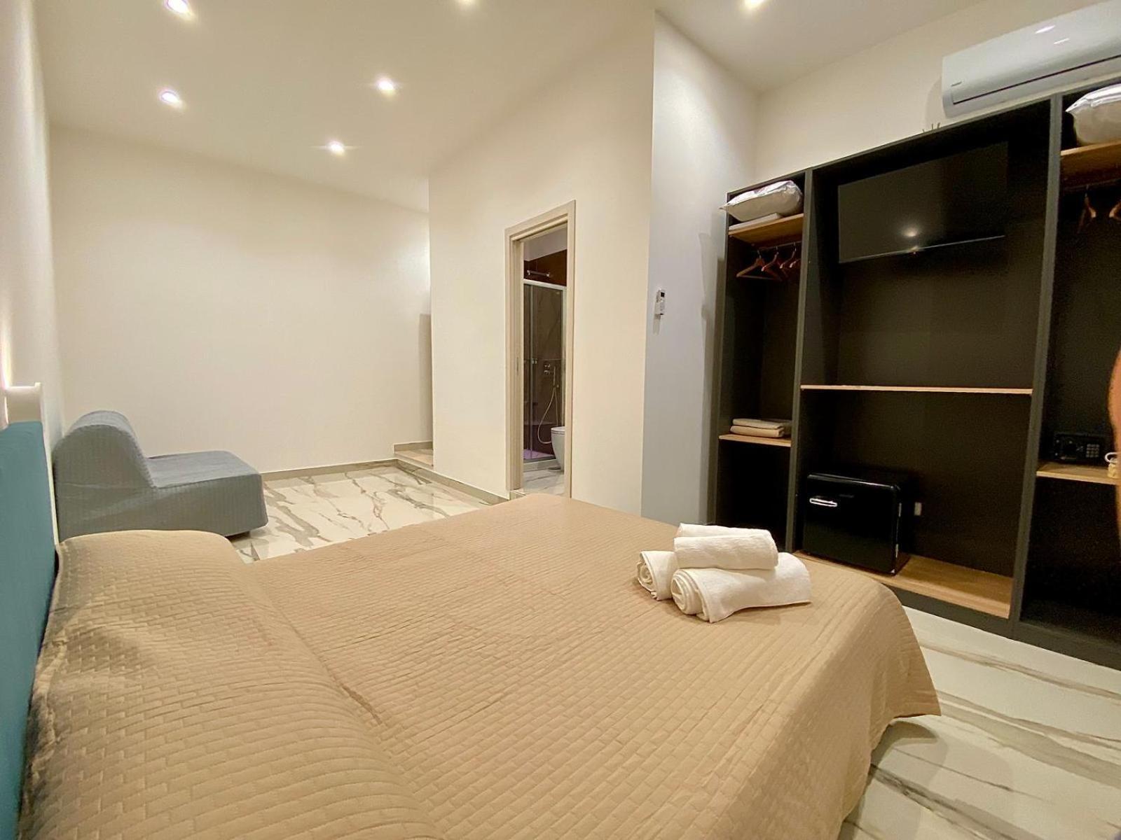 Napoli Station Rooms Zewnętrze zdjęcie